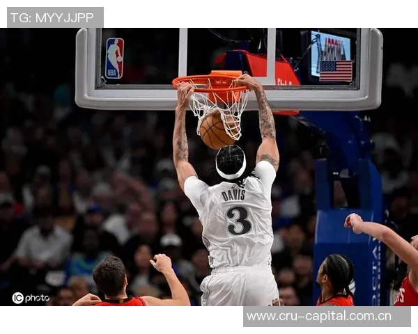 浓眉半场表现亮眼12投6中罚球全中助力球队争胜